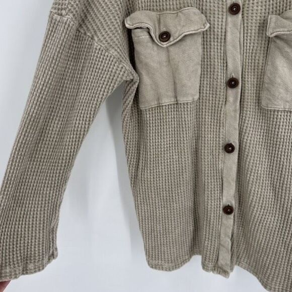 Bucket List Thermal Waffle Henley oversized size medium Tan Boho Streetwear - Picture 5 of 8